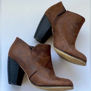 Michael Antonio leather Booties